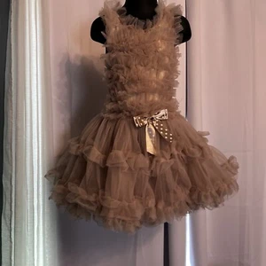 Adorable Popatu blush nude tiered tulle dress Size Medium Tutu Dress Sze 5/6 - Picture 1 of 13