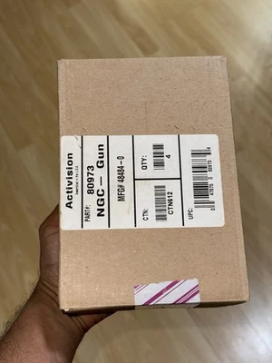 Gun (Nintendo GameCube) Distribution Box Pack with 4 Factory Sealed Copies - Image 1 of 4