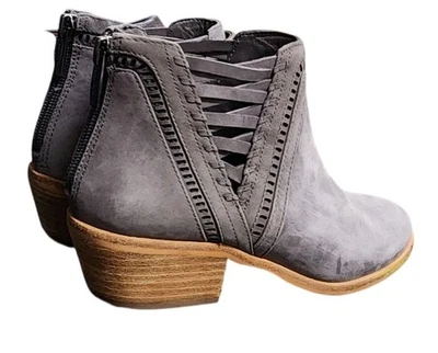 Botines Vince Camuto Talla 6 Gris Pimmy Botines Cremallera Gamuza Recorte Geométrico Foto 1 de 4