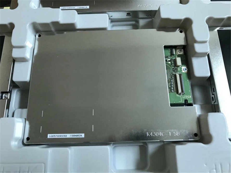 5.7" Sharp 320×240 LCD Screen Panel LQ057Q3DC03 K4232C-1SB K4304C-1SB - Bild 1 von 1