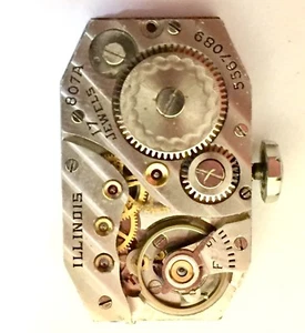 Illinois 870A Uhrwerk mit guter Unruh, läuft ~ Zifferblatt ist in ordentlichem Zustand - Bild 1 von 4