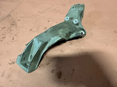 Suporte de montagem do motor esquerdo BMW 318I 318IS 318ti Z3 E36 M42 fabricante de equipamento original #95161 - Imagem 1 de 4