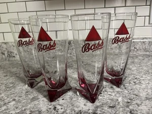 Vintage Bass Biergläser mit rotem Dreieck Boden 4er Set Gläser Neu in Box - Bild 1 von 5
