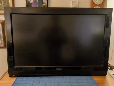 Used Philips Flat Screen 32-in - Image 1 of 4