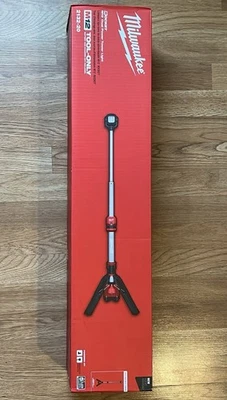 Luz de torre de alimentación doble MILWAUKEE 2132-20 M12™ ROCKET™ SOLO HERRAMIENTA NUEVA Foto 1 de 4