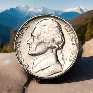 1953-P Jefferson Nickel GEM BU UNC From Original Roll FAST FREE SHIPPING - Picture 1 of 9