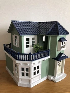 Sylvanian Families großes Haus Repaint mintgrün marine weiß Puppenhaus - Bild 1 von 12