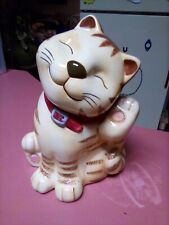 RARE ~ GKAO~TAN TABBY STRIPED SMILING SCRATCHING FOR A TREAT CAT~COOKIE JAR 