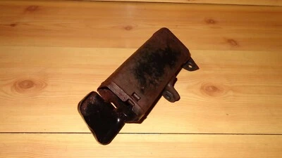 Honda CB175 CL175 CL200 CB200 1972 OEM caja de herramientas kit de herramientas caja 83500-306-000B Foto 1 de 4