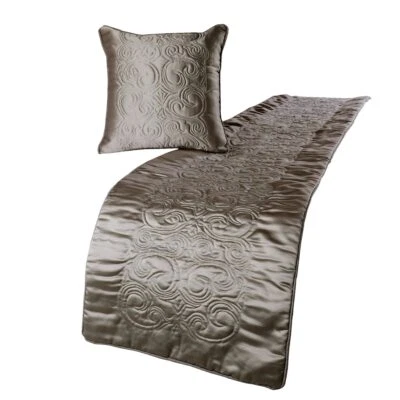 Cachecol decorativo de cama de solteiro prata, acolchoado cetim - prata macia - Imagem 1 de 4