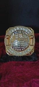 2010 LA Lakers Championship Paperweight Ring - Season Ticket Holder Prize- KOBE - Picture 1 of 6