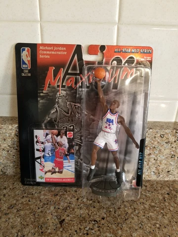 Michael Jordan 1999 Mattel MAXIMUM AIR 1996 All-Star MVP Action Figure Cover