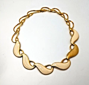 Vintage Napier Cream Enamel  Gold tone  Wave 17" necklace Fashion - Picture 1 of 5