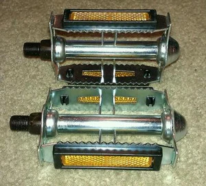 NEW RAT TRAP STYLE BICYCLE PEDALS,VINTAGE SCHWINN LE TOURS, BMX, 9/16" - Picture 1 of 5