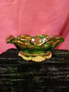 Vintage grünes Glas mit Goldrand und Füßen kleine ovale Schale - Bild 1 von 1