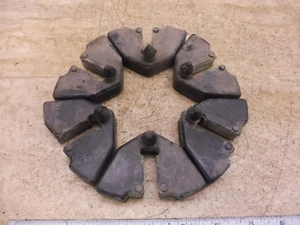 1982 Suzuki GS750t GS 750 S847> rear wheel rubber dampers - Picture 1 of 7