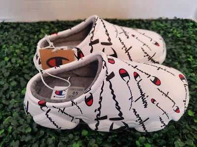 Champion ~ Super Meloso deformado ⚫ Juvenil Talla 5 ~ Zueco Zapatos sin cordones ~ Nuevos Foto 1 de 4