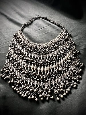 Velo saudí vintage hecho a mano ceremonial auténtico de Oriente Medio-leer Foto 1 de 4