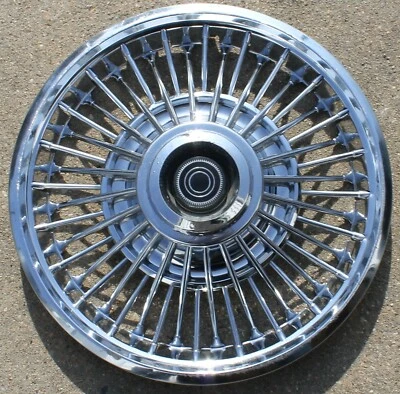 Mercury Cougar 1967 1968 OEM radios de cable tapacubos de 14" Foto 1 de 4