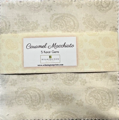 PACK DE DIJES ESTAMPADOS CARAMELO MACCHIATO DE WILMINGTON 5X5 42 PIEZAS Foto 1 de 2