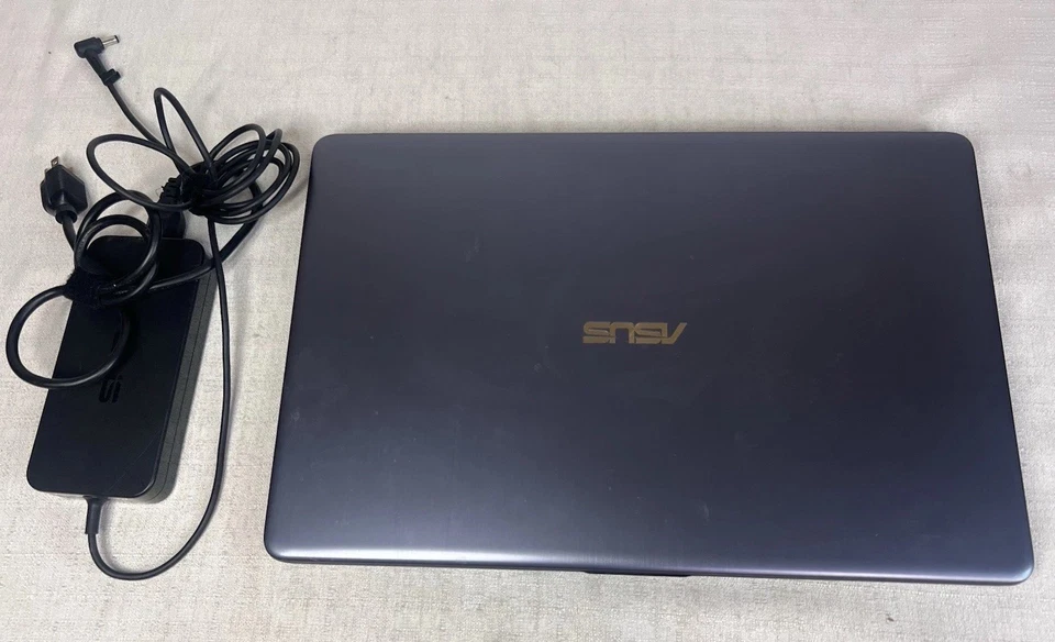 ASUS VivoBook N705U 17.3 G3D - Изображение 1 из 4