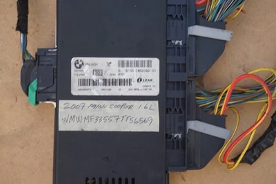 2007 MINI COOPER FRM FOOTWELL LIGHT BODY CONTROL MODULE BCM R56 HIGH 3452092 - Image 1 of 4