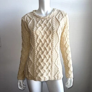 IrelandsEye Women’s Medium Wool Fisherman Cable Knit Jumper Sweater Beige - Picture 1 of 8