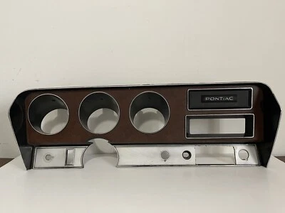 Pontiac GTO 1971 carcasa de cuadro de instrumentos, bisel de tablero sin aire acondicionado, solo 1 año vinílico Foto 1 de 4