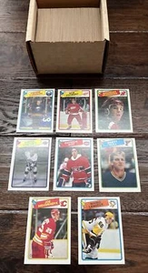 1988-89 OPC O-Pee-Chee hockey conjunto completo 1-264 casco Shanahan radiocontrol Gretzky - Imagen 1 de 2