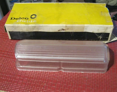 Nuevo de Lote Antiguo 1962 Buick Lesabre, Lente de Respaldo Derecho Invicta, ¡Guía genuina! Foto 1 de 2