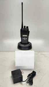 Motorola CP200 XLS CP200XLS, UHF 438-470 Mhz, 128ch LTR AAH50RDF9AA5AN - Picture 1 of 8