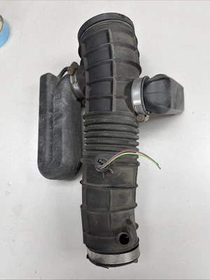 Acura MDX 2003, tubo de aire/resonador OEM Foto 1 de 3