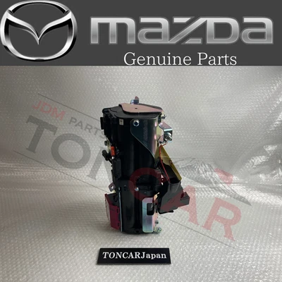 Mazda Genuine  Mazda 3 2014-2016 CAPACITOR GKH8-67-ZC0D I-eloop system - Image 1 of 4