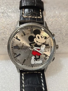 The True Original Mickey Mouse Mens Watch - Needs Battery - Picture 1 of 12