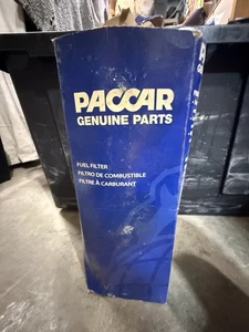 (1) Genuine Paccar 1852006PE Fuel Filter OEM - Picture 1 of 5