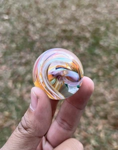 Sammy Hogue Marmor 1 1/2" signiert mit Ständer mehrfarbig orange blau grün pink - Bild 1 von 8