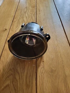 L322 RANGE ROVER FRONT FOG LAMP ASSEMBLY-R.H. - Picture 1 of 2