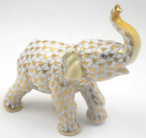 SMITHSONIAN HEREND HÚNGARO PORCELANA ESCALA DE PECES PATRÓN ORO 15488 ELEFANTE 2001 - Imagen 1 de 5