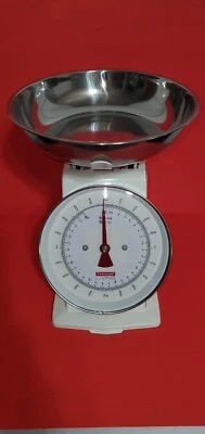 Báscula de cocina retro Typhoon Living Cream 8 lb/4 kg de colección granja caja abierta Foto 1 de 4