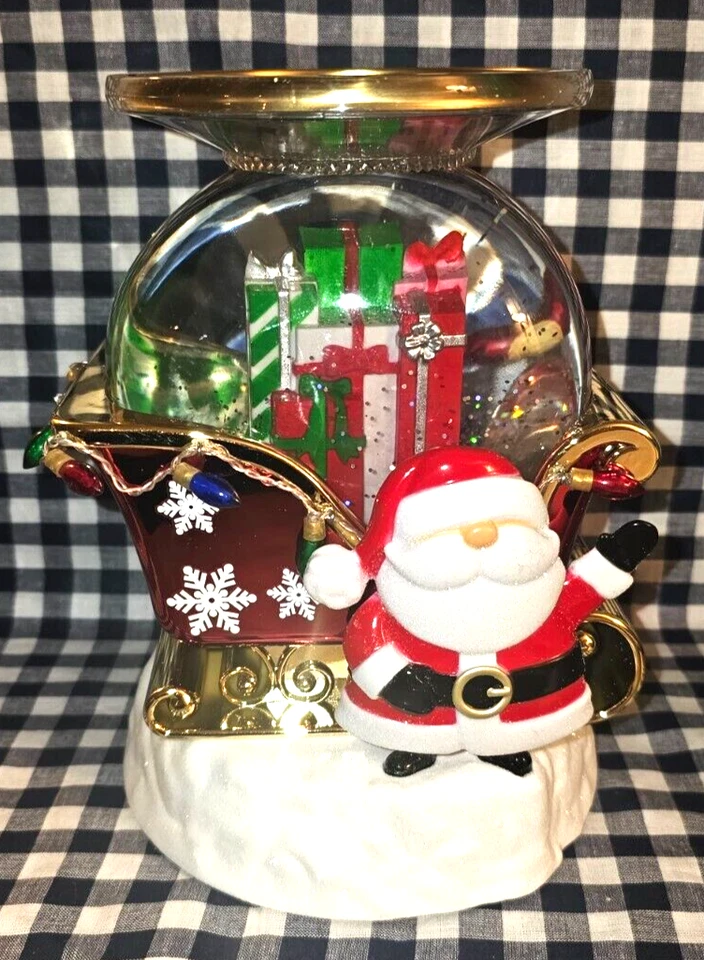 2023 Bath and Body Works SANTA SLEIGH Water Globe Jar Holder Lights Up