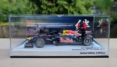 Sebastian Vettel Red Bull RB7 Japanese GP World Champion 2011 1:43 Minichamps - Bild 1 von 3