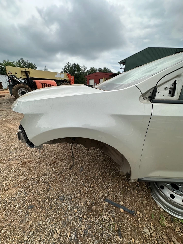 Ford Edge 2007-2010 guardabarros delantero izquierdo lado del conductor NH luz salvia OEM Foto 1 de 1