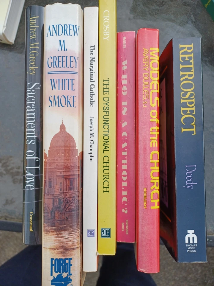 Lot Of 7 Catholic Books From Priest Estate Modernist Writers Foto 1 de 4