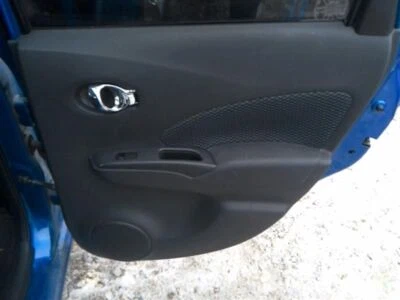 Nissan VERSA Note 2014 Door Trim Panel, Rear Right 268539 - Imagem 1 de 4