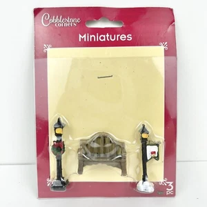 Christmas Village 3 Piece Accessories Cobblestone Corners Bench Set Figures New - Picture 1 of 3