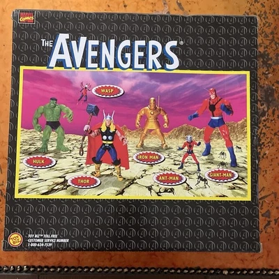 Caja Marvel Edición Coleccionista Los Vengadores - Toy Biz 1999 Foto 1 de 2