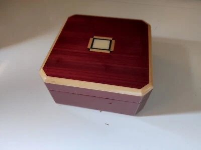Auténtica caja de reloj de madera Audemars Piguet 1946-1996 Foto 1 de 4