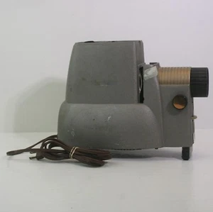 VINTAGE STREAMLINER 500 MODEL 150 SLIDE PROJECTOR AS IS - Picture 1 of 9