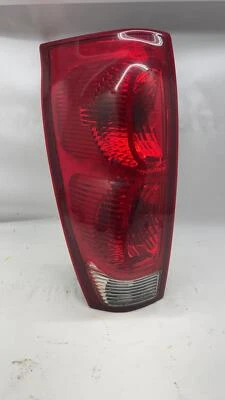 2003 Chevy Avalanche 1500 Tail Light Assembly Left Drivers Side - Изображение 1 из 4