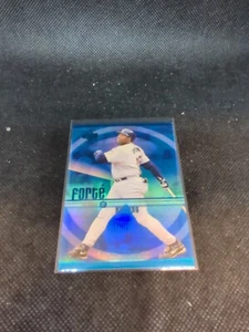 Tony Gwynn 1999 Upper Deck Forte #F23 San Diego Padres - Picture 1 of 2